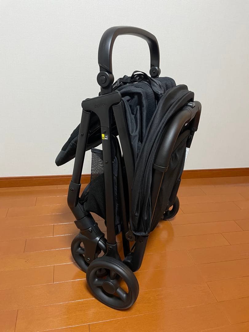 Viit 折りたたみ式ベビーカー　ブラック