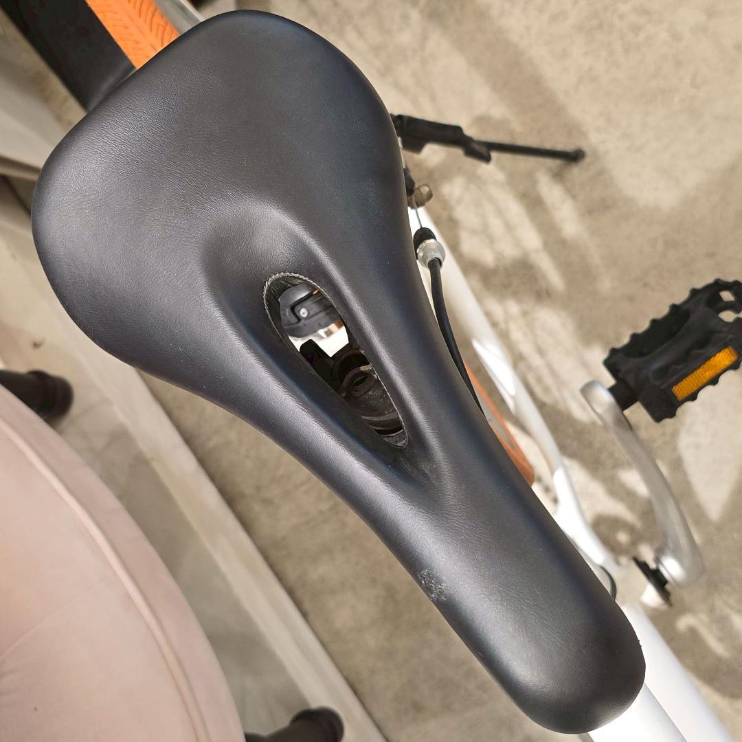 【引取限定】 GRAPHIS グラフィス GR-001G クロスバイク ホワイト