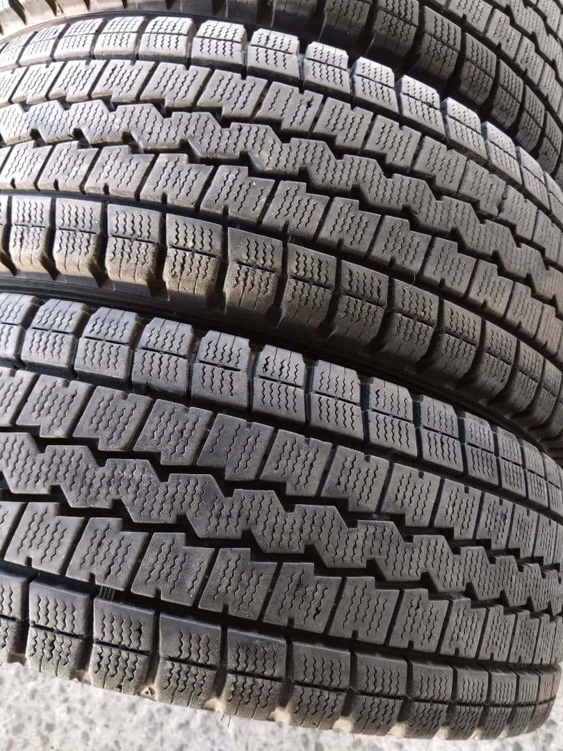 205/70R16 スタッドレス　6本セット その１