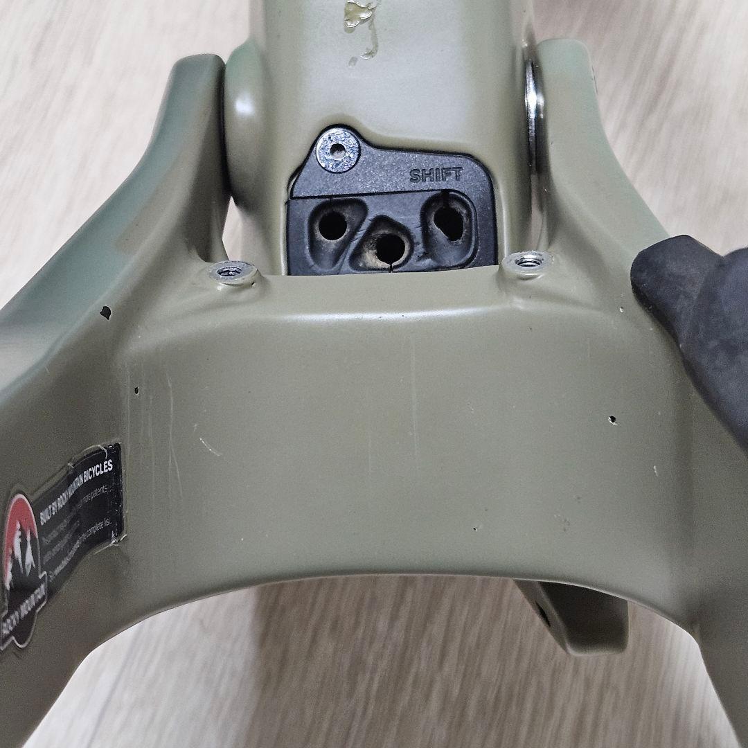 Mサイズ Altitude Carbon rockymountain