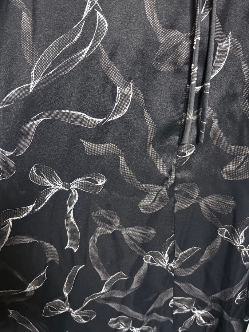 SNIDEL新品リボンスリーブデザインワンピース