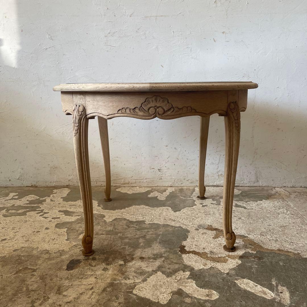 年末・年始SALE ビンテージ　ガラスラウンドコーヒーテーブル　猫脚　剥離