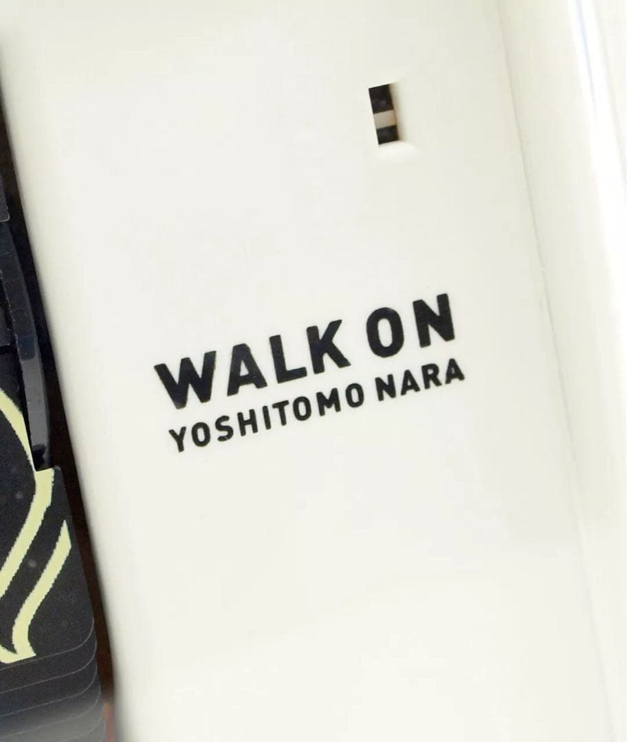 【新品／未開封・保証付き】奈良美智 パタパタクロック WALK ON ホワイト