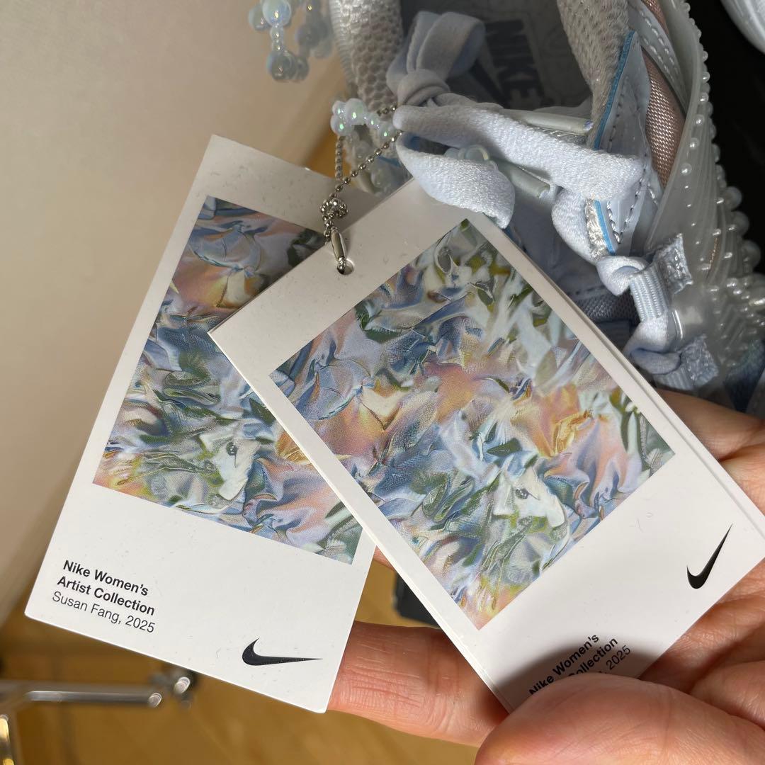 【値下げ】NIKE V2K ラン Women's Artist コレクション