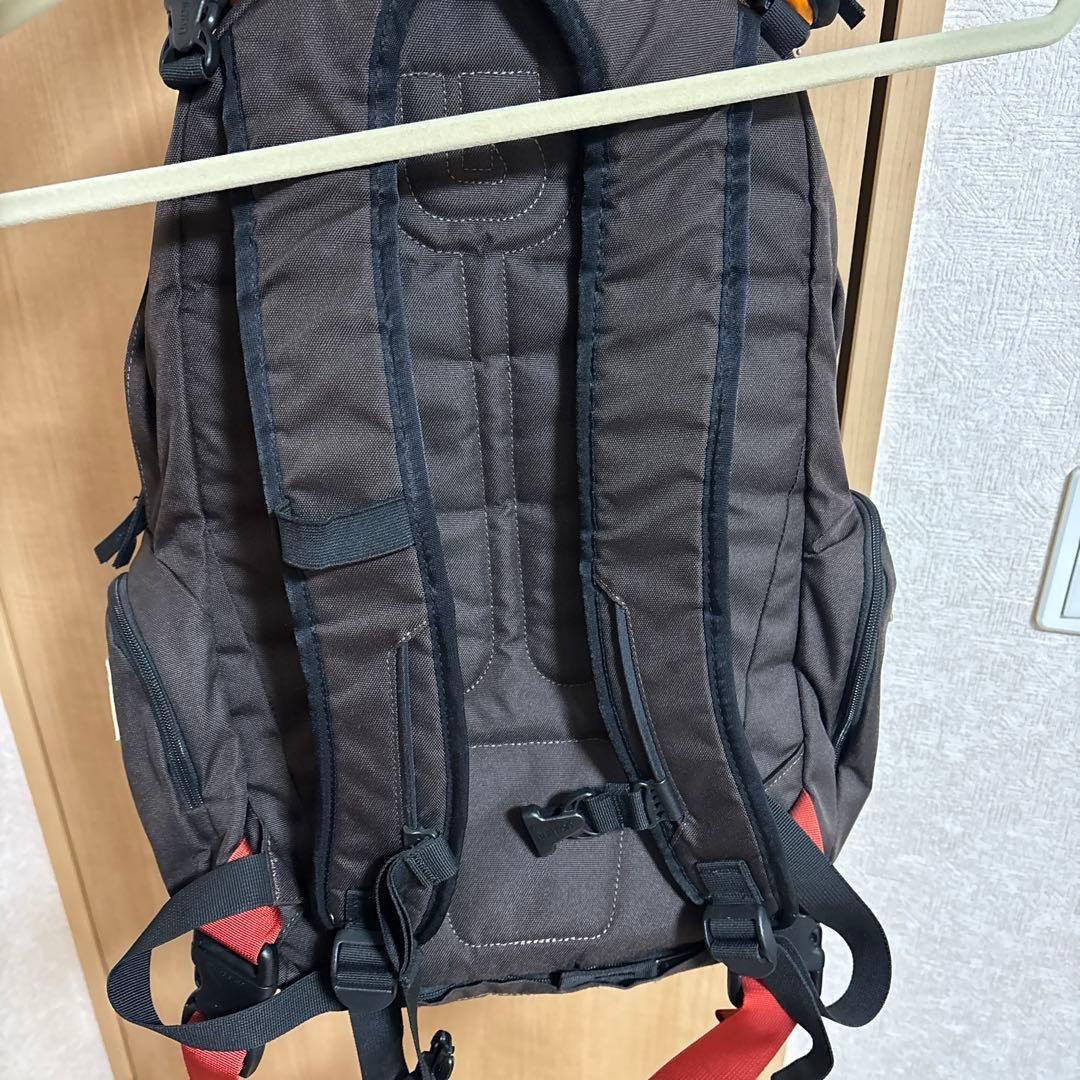 【美品】BURTON HIGH CASCADE BORD CAMP