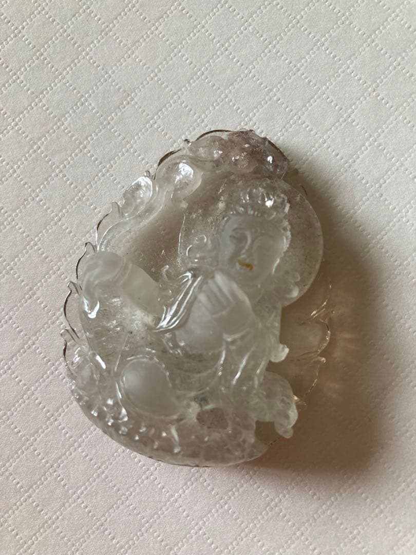 ガーデンクォーツ　ホワイトターラ　カービング☆