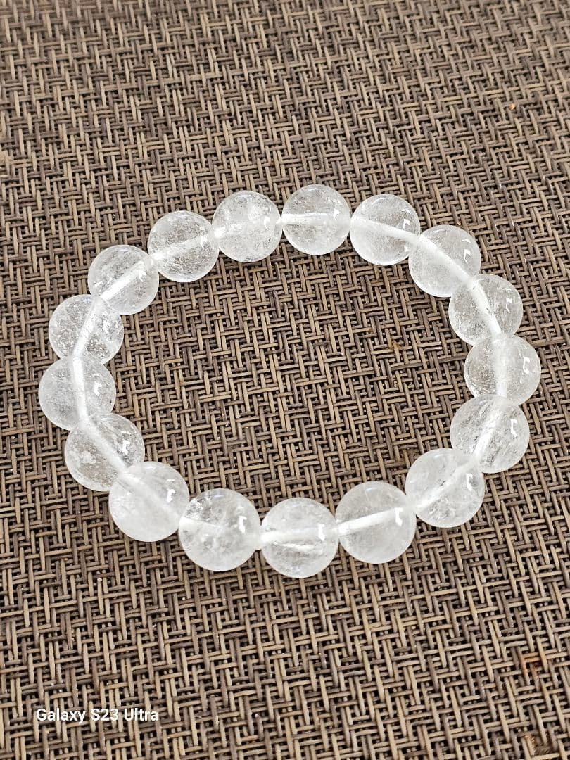 黒平産水晶１２mm１７玉ブレスレツト