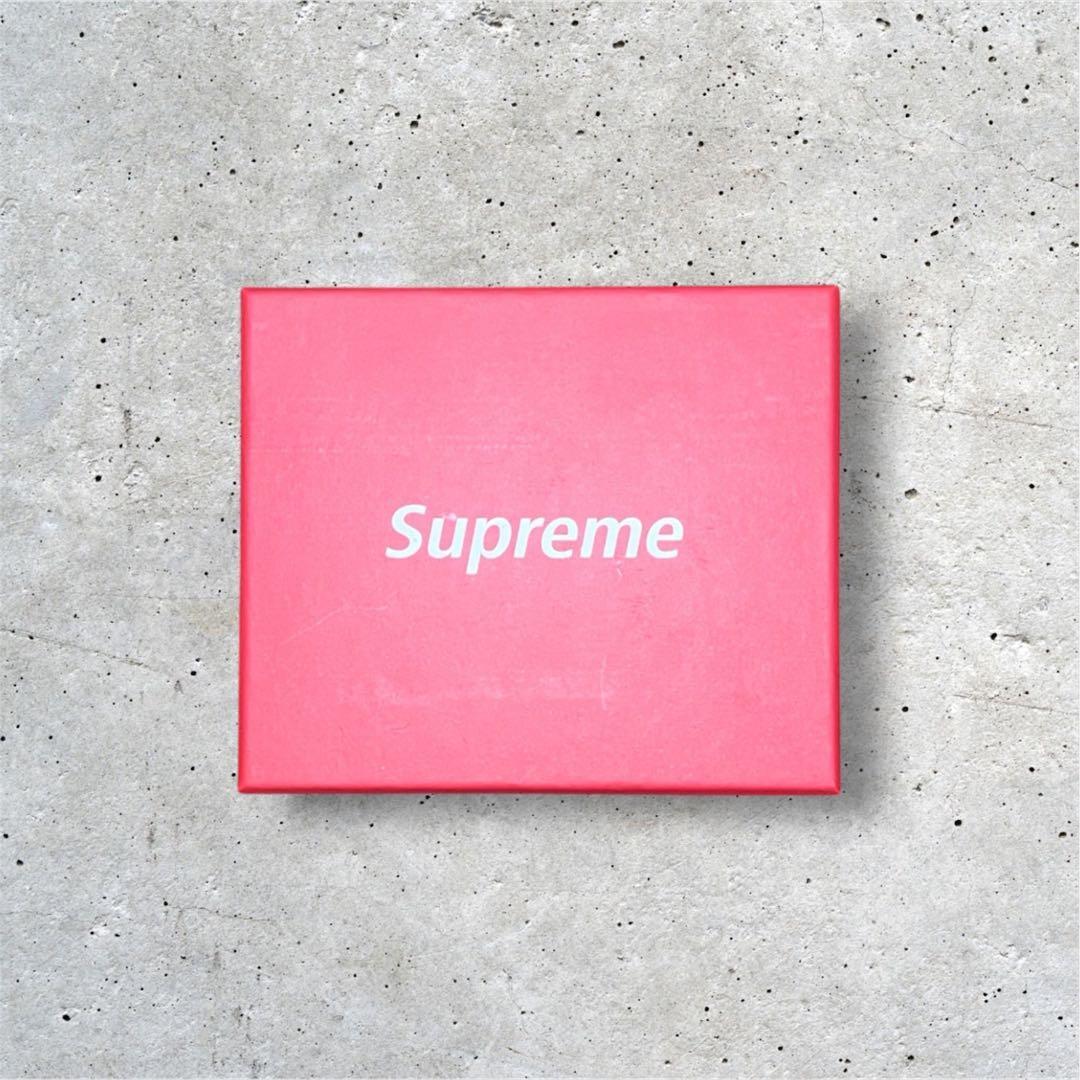 supreme 二つ折り財布 黒