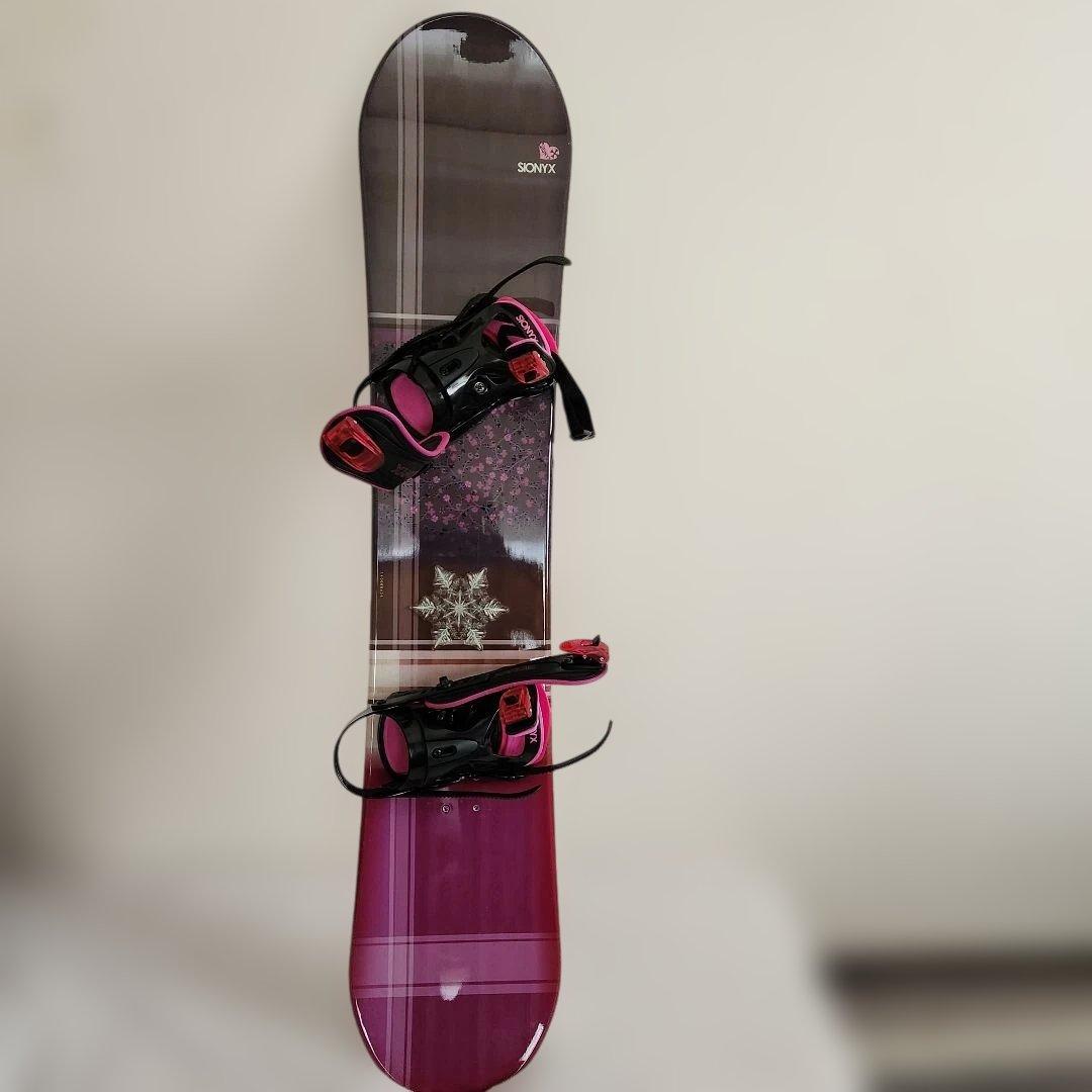 ゆ　SIONYX スノーボードとスノーブーツ 2点セットスノーカバーオマケ