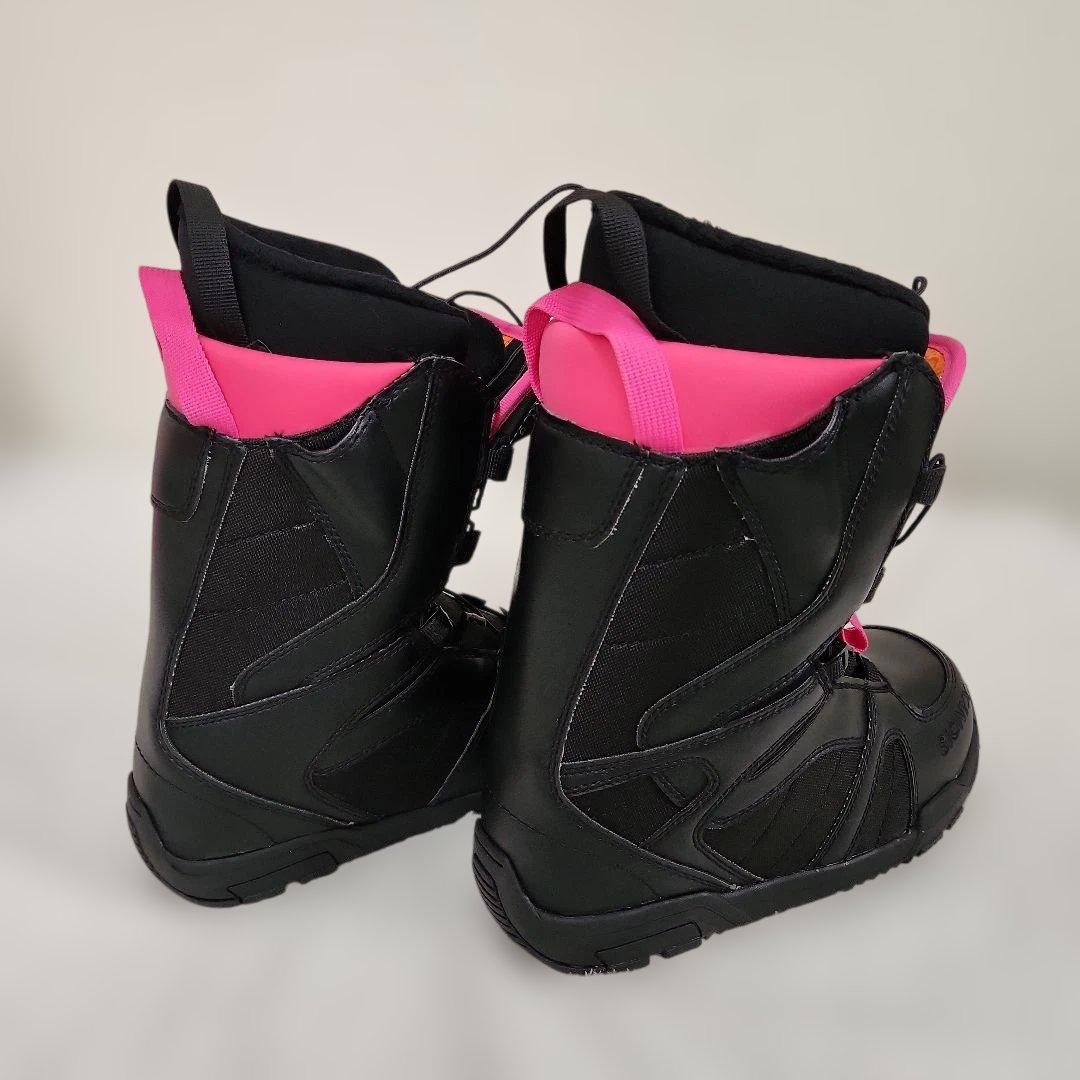 ゆ　SIONYX スノーボードとスノーブーツ 2点セットスノーカバーオマケ