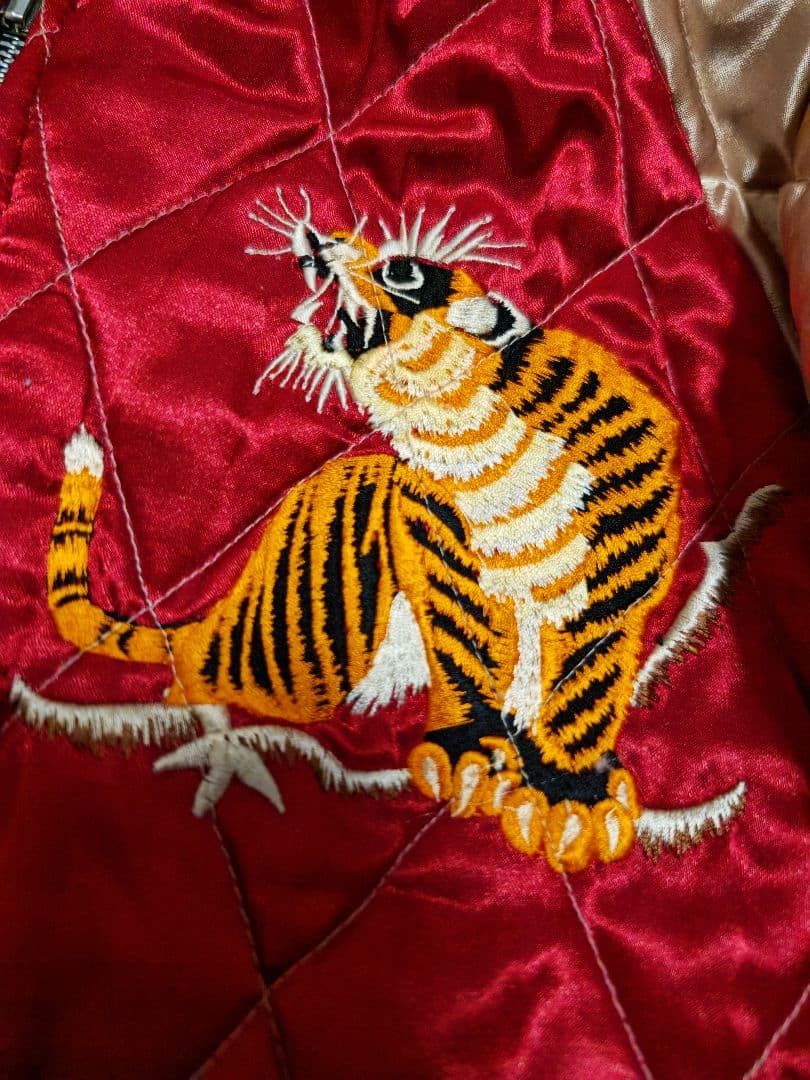 DRAGON 日本限定トウヨウ虎龍 スカジャン unisex レーヨン ２面用