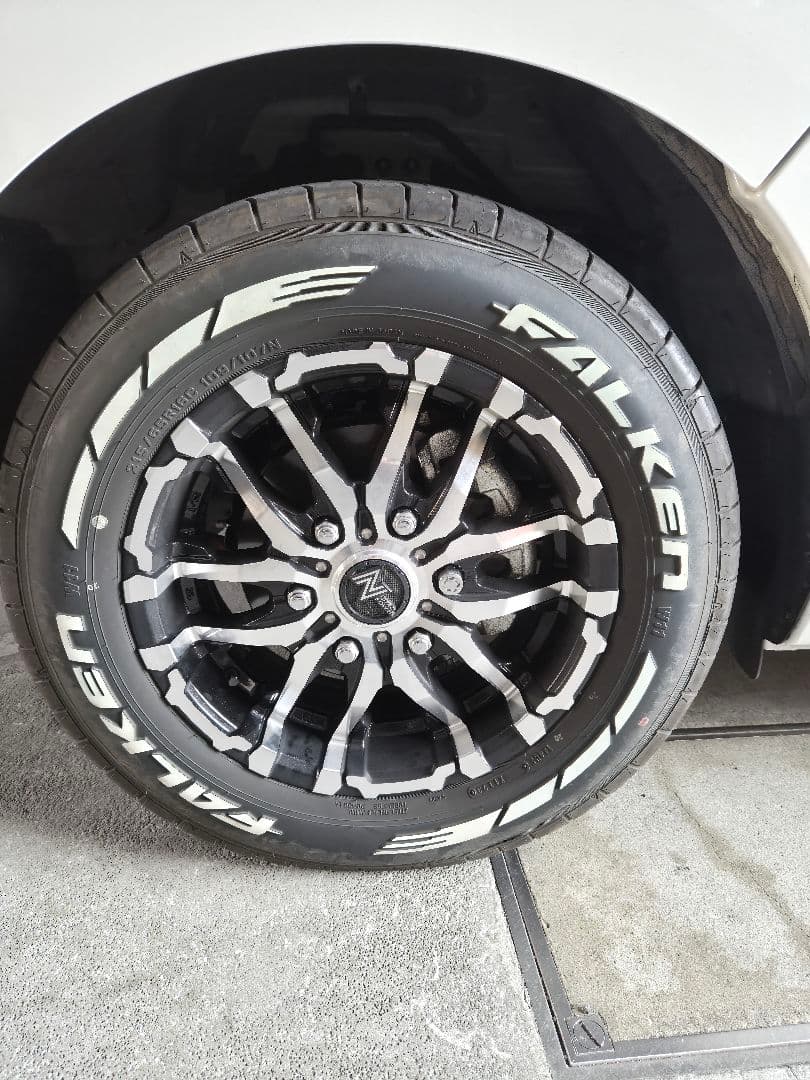 FALKEN ファルケンw11 215/60R16C　2本セット