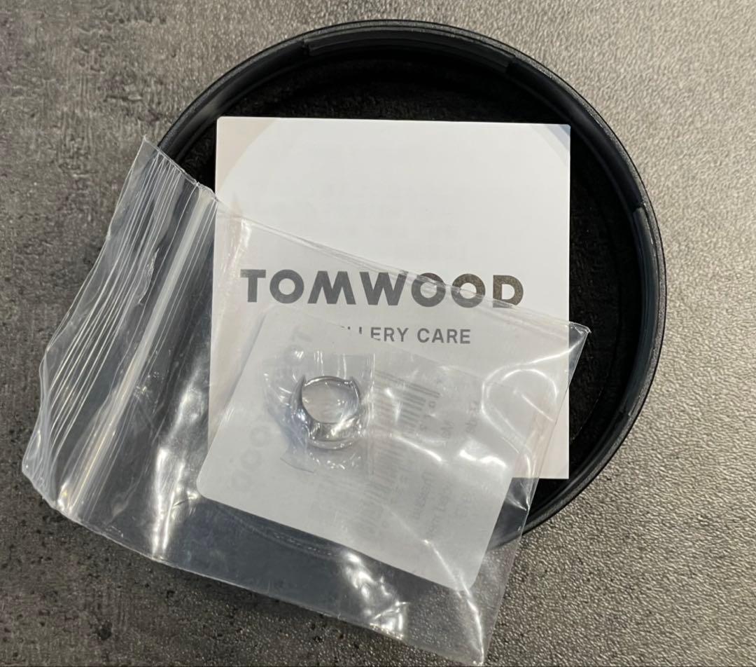 TOM WOOD Ice Huggies ミニ フープピアス シルバー