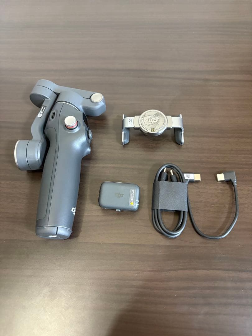 DJI Osmo Mobile 7P スマートフォンスタビライザー ジンバル