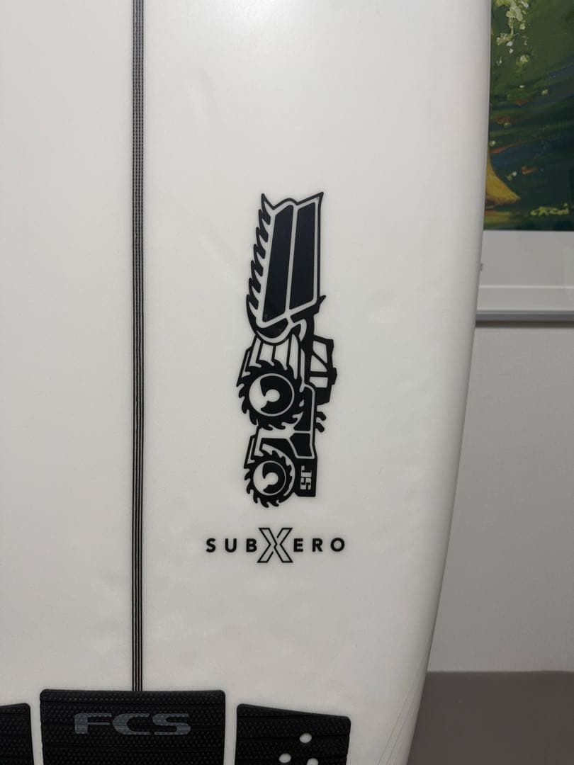 JSサーフボード　SUBZERO 5'8 FCS
