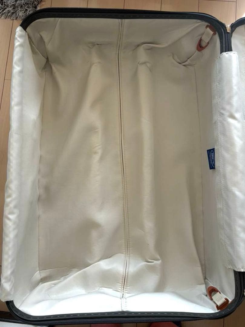 ジャスミンさま専用　スーツケース　78ℓ ダークモスグリーン使用感あり