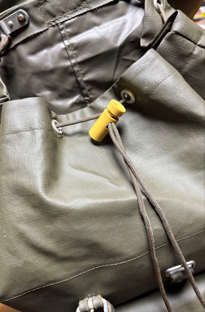 80s スイス軍 ビンテージ PVC ミリタリー リュック マウンテンバッグ
