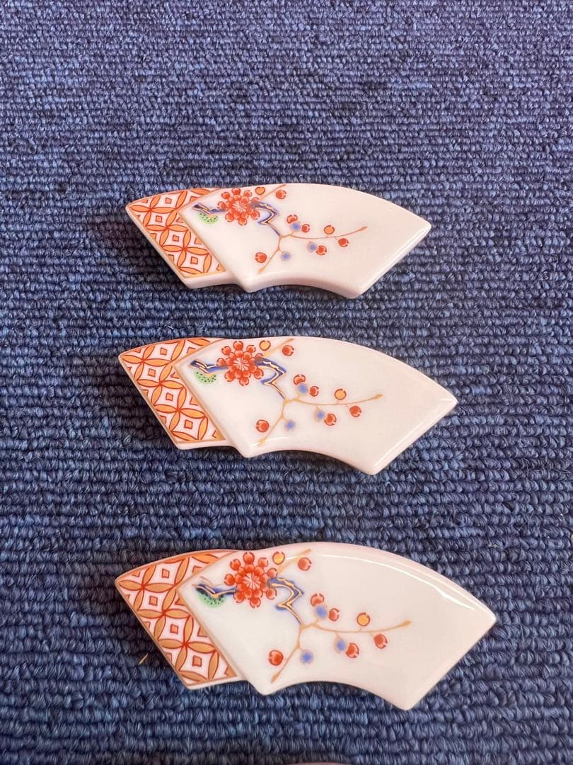 1113 深川製磁　岩梅　箸置　5客　未使用