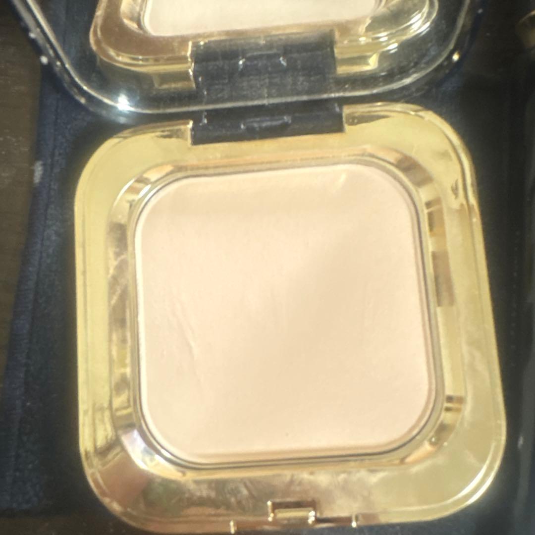 クレドポーボーテ 下地＆パウダーセット