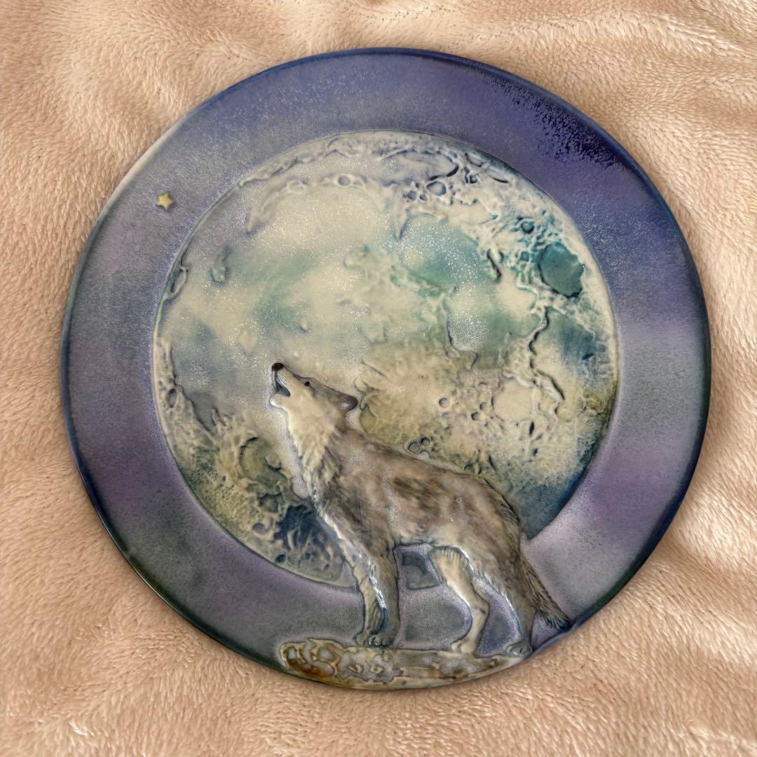 うつわやみたす　おおかみ　お皿