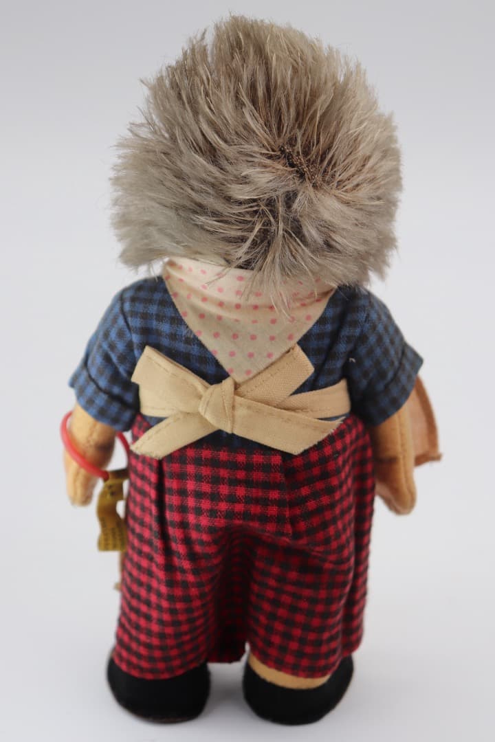 STEIFF \"Micki\" ハリネズミ女の子のキャラクター人形17cm