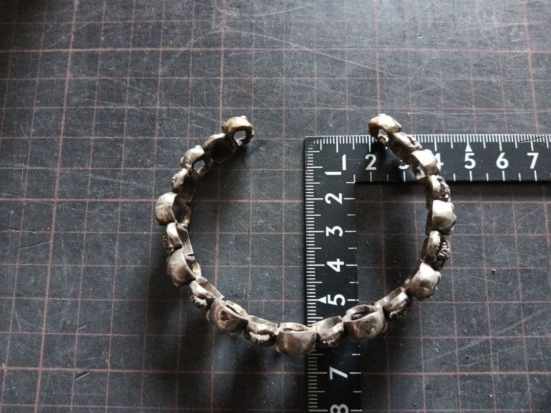 スカルバングル