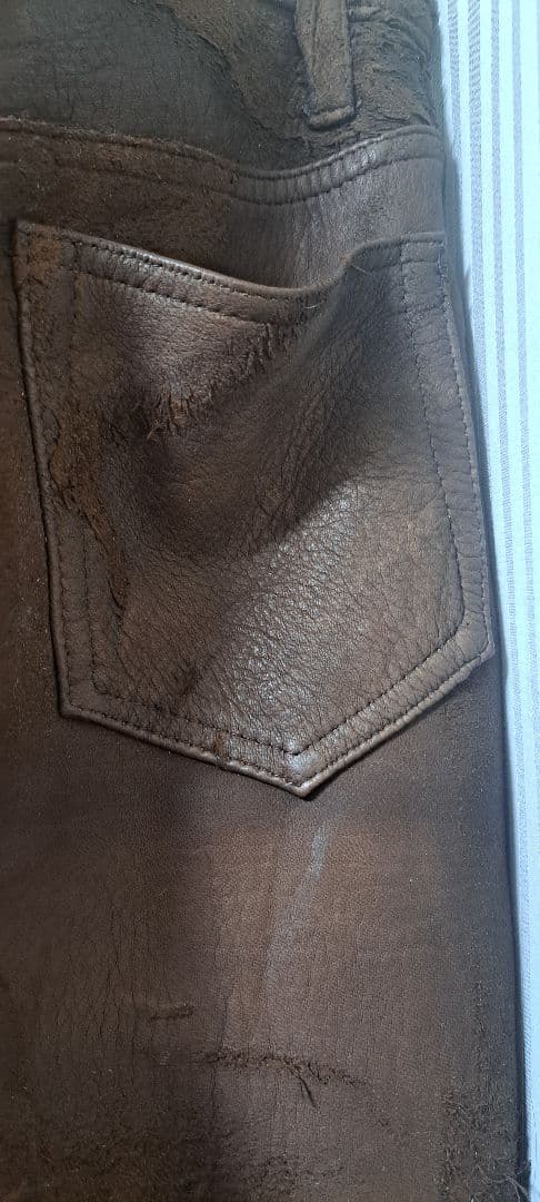 Yasuyuki Ishii ダメージ加工パンツ