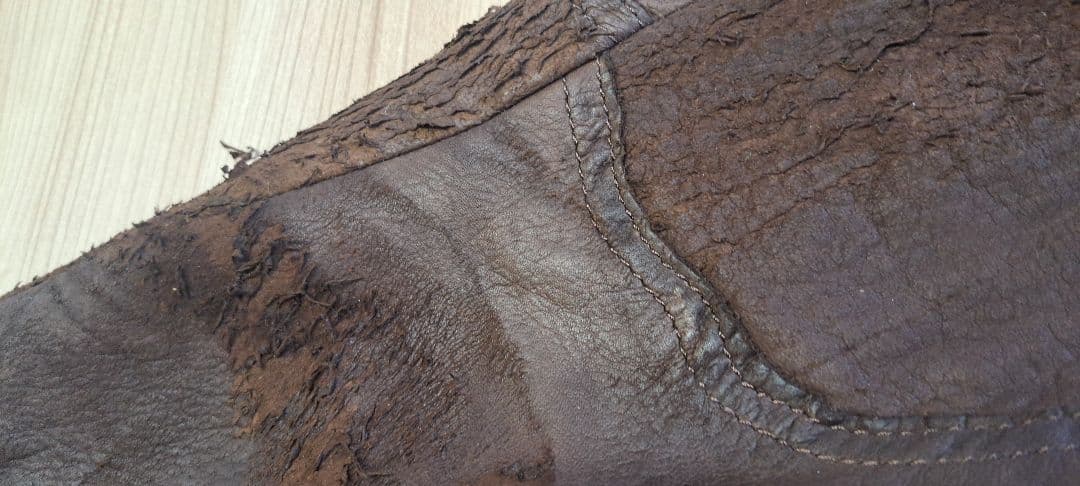 Yasuyuki Ishii ダメージ加工パンツ