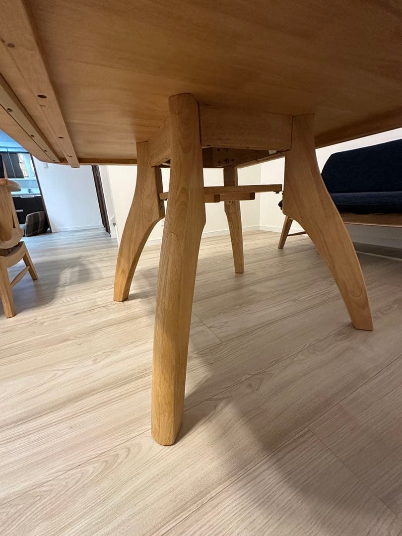 ※11/20までの掲載　テーブルとチェア2脚と2人掛けベンチのセット※引取希望