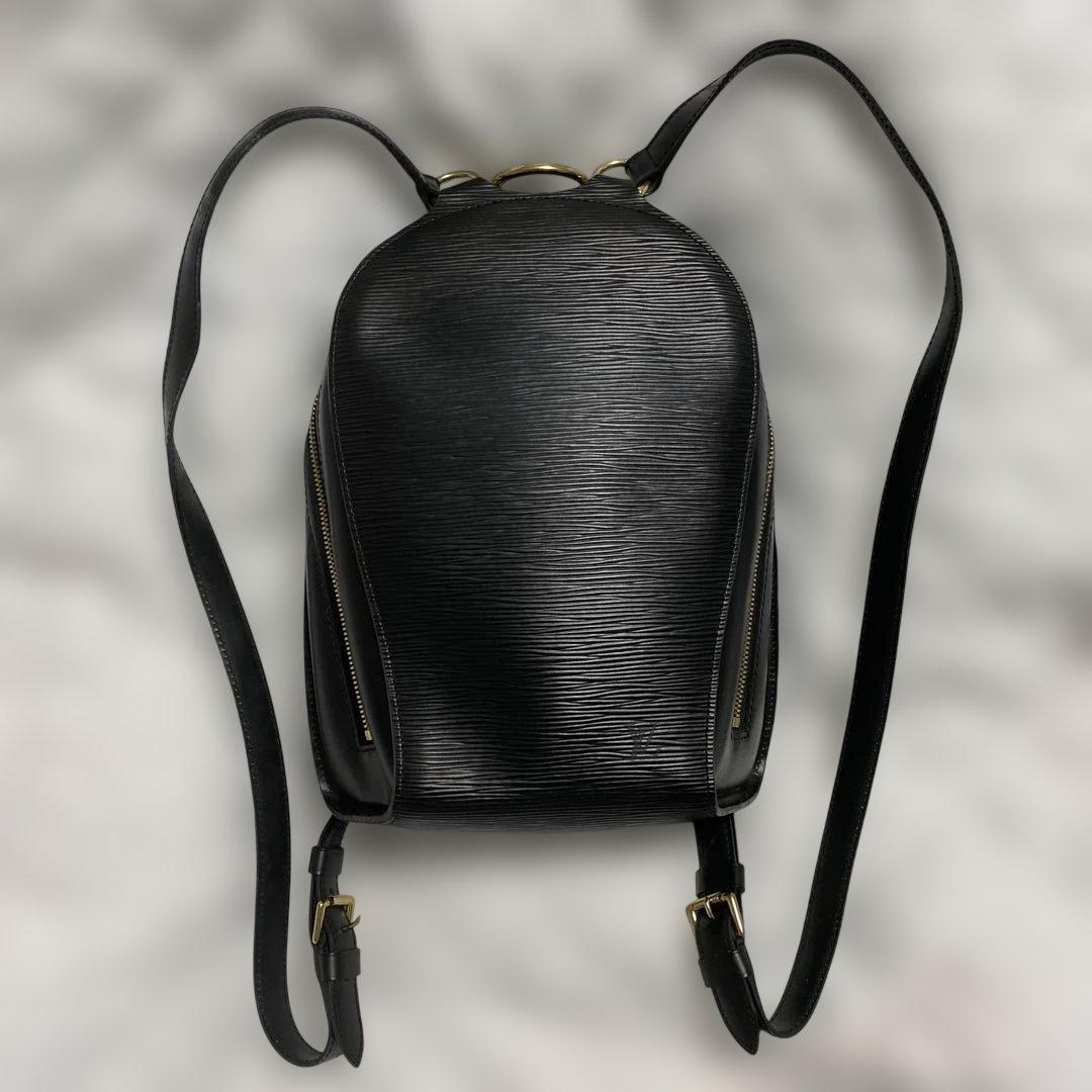 M*t様 ルイヴィトン　美品　ブラックエピレザーリュック