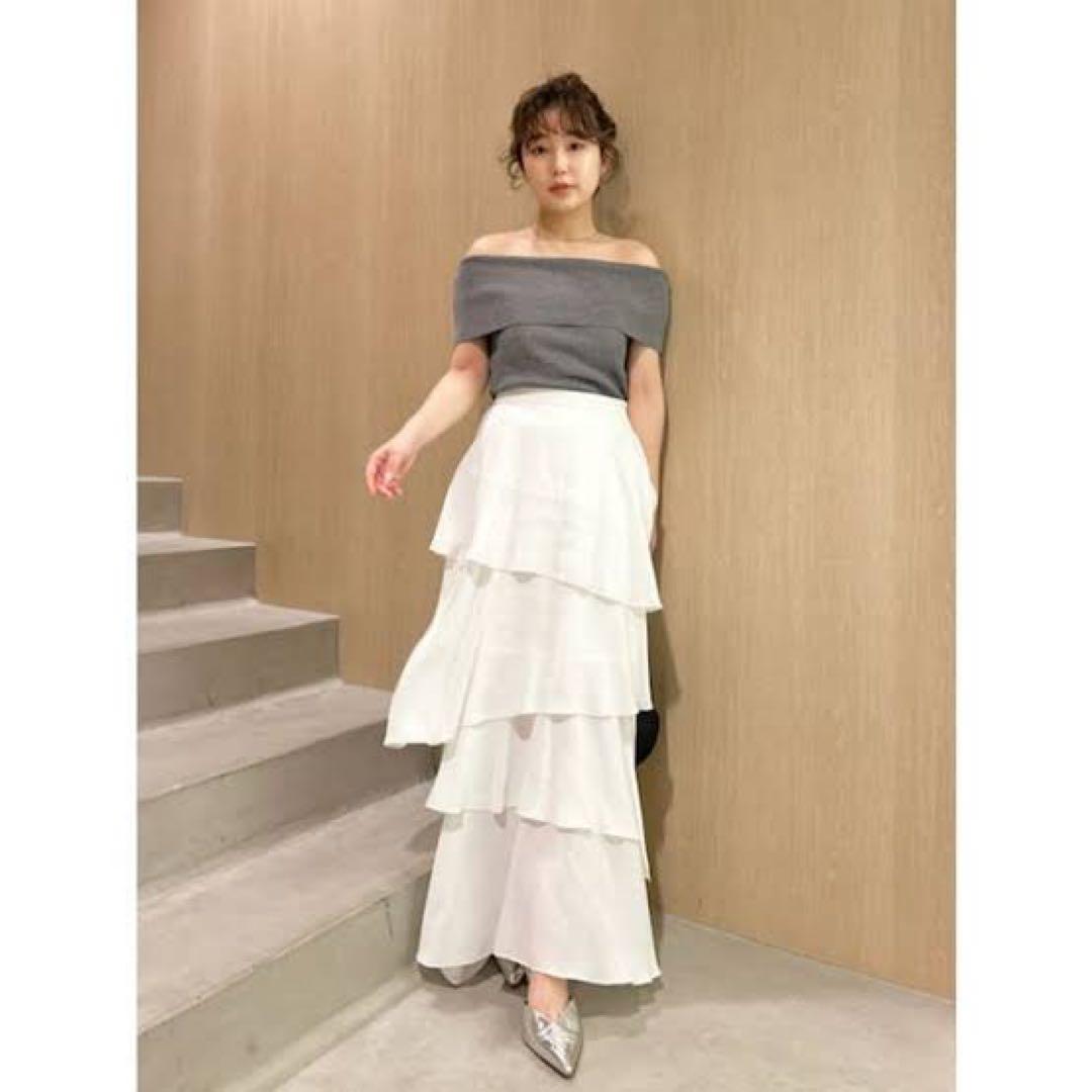 りんご【新品未使用】FRAY I.D セミシアーティアードスカート