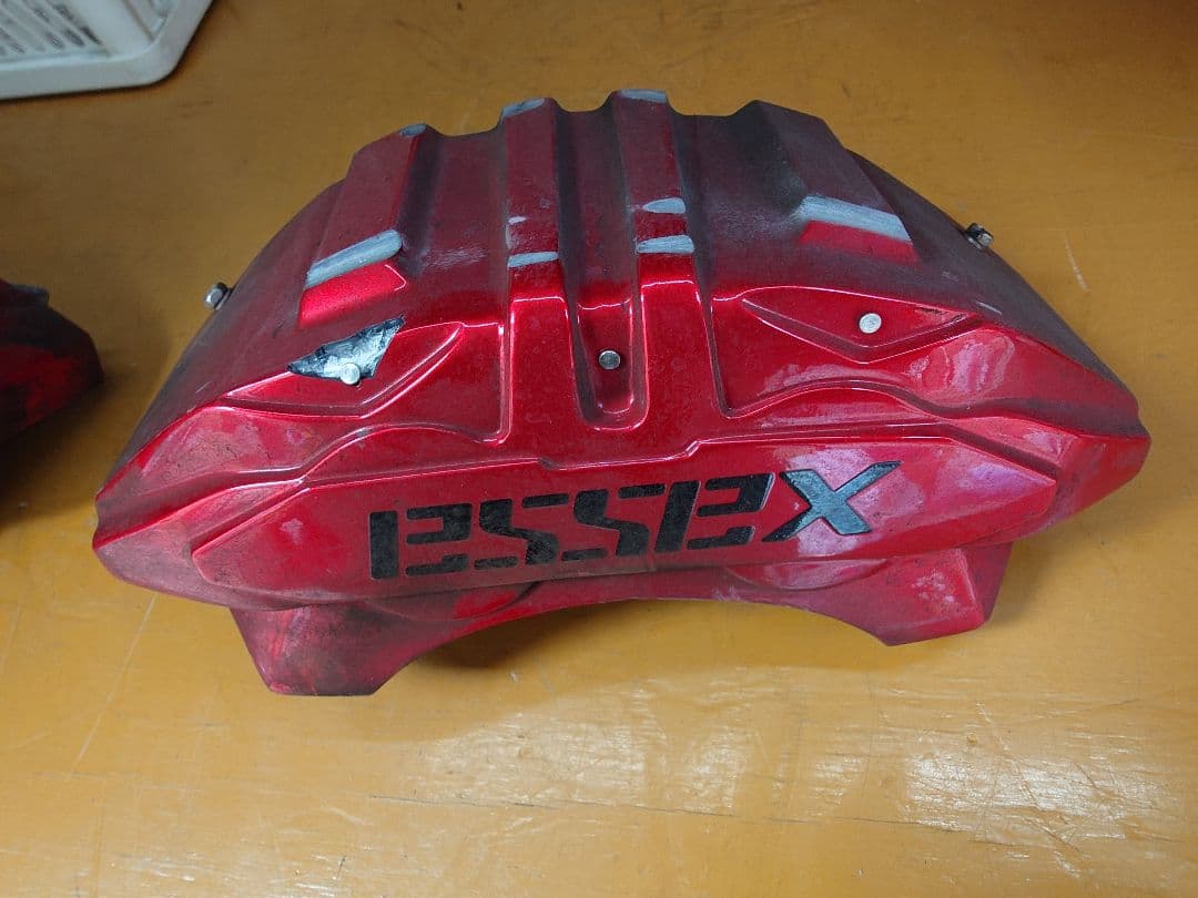 キャリパーカバー