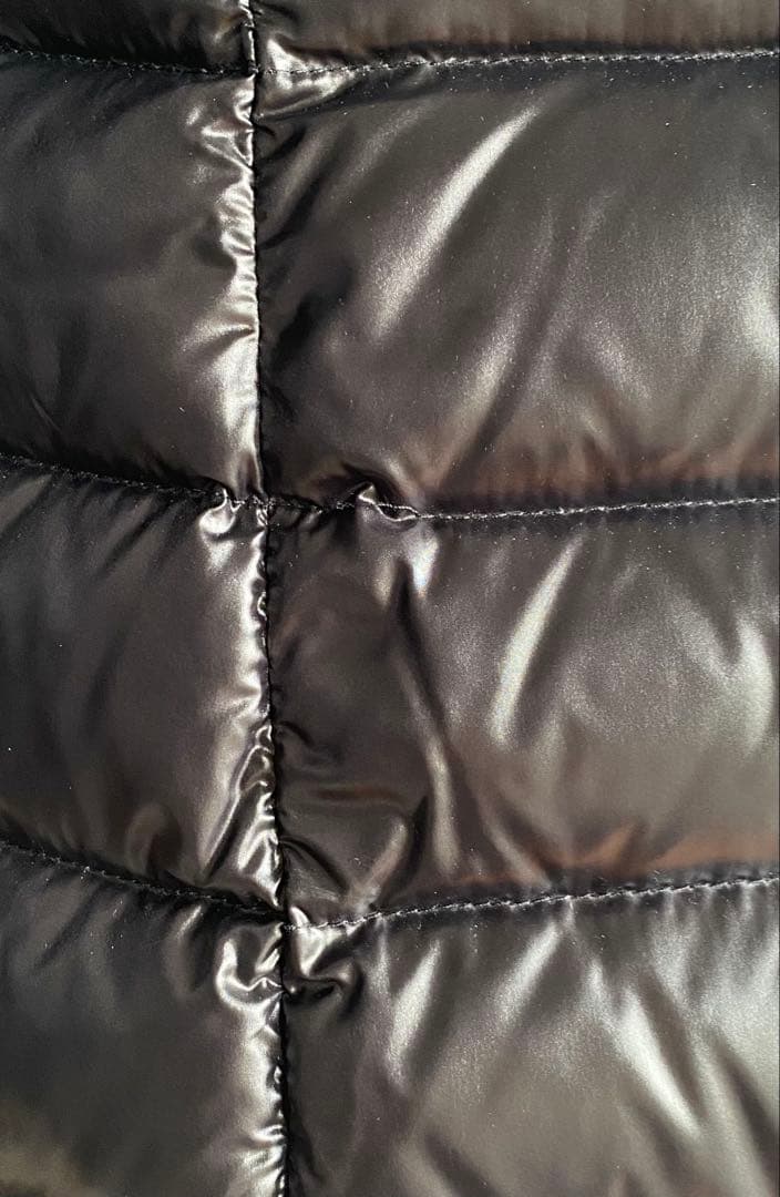 MONCLERフード付きダウンジャケット　ロング　ブラック