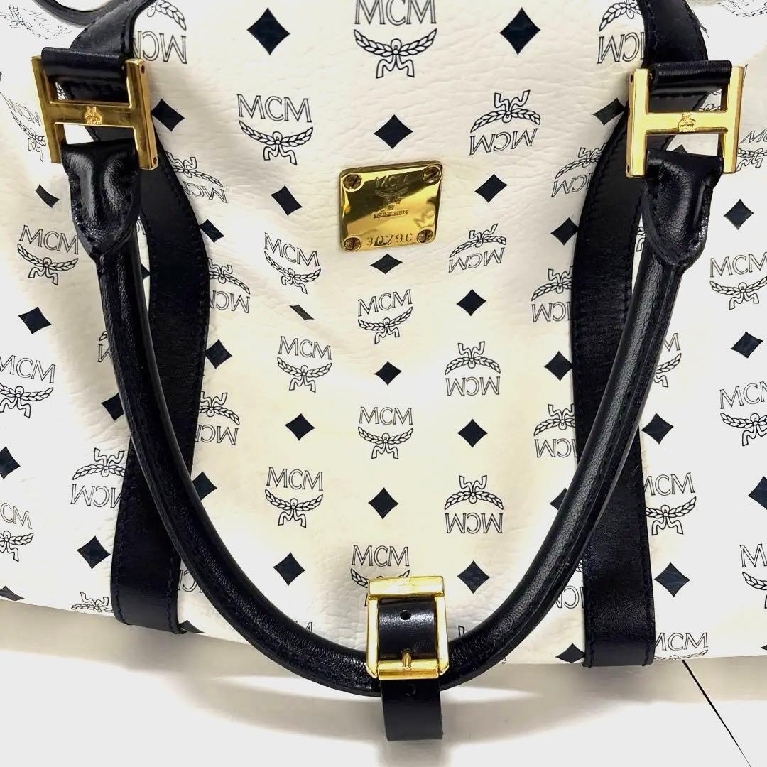 MCMボストンバッグ　ホワイト　美品 旅行用バッグ