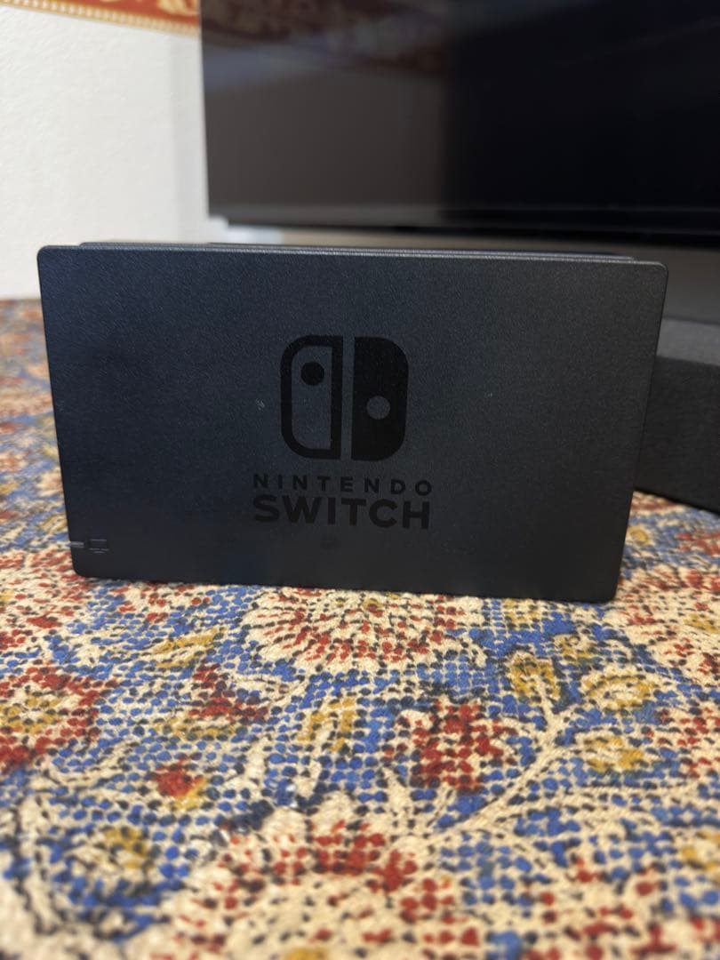 ニンテンドースイッチネオンブルーネオンレッド本体