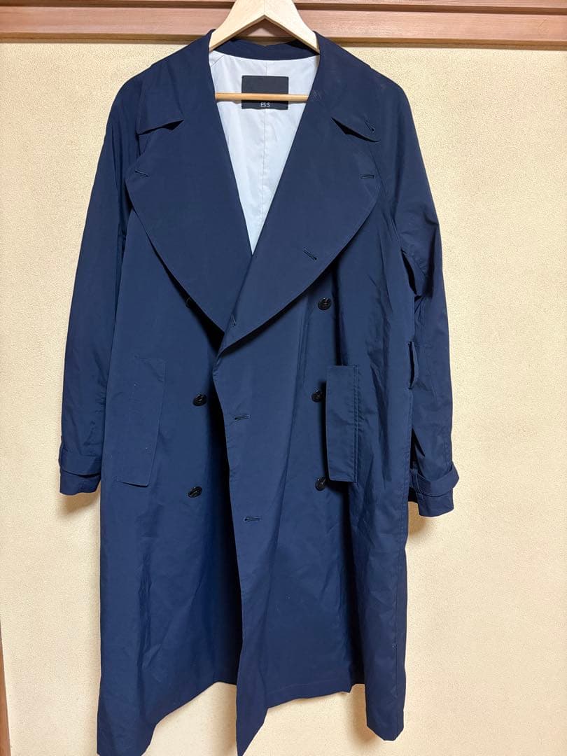 【maru】ES:S エス　トレンチコート　ネイビー