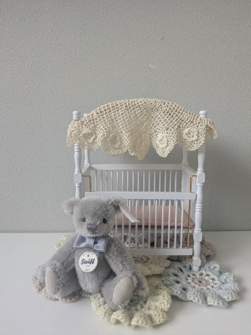 フランスアンティーク ドール用 ベビーベッド