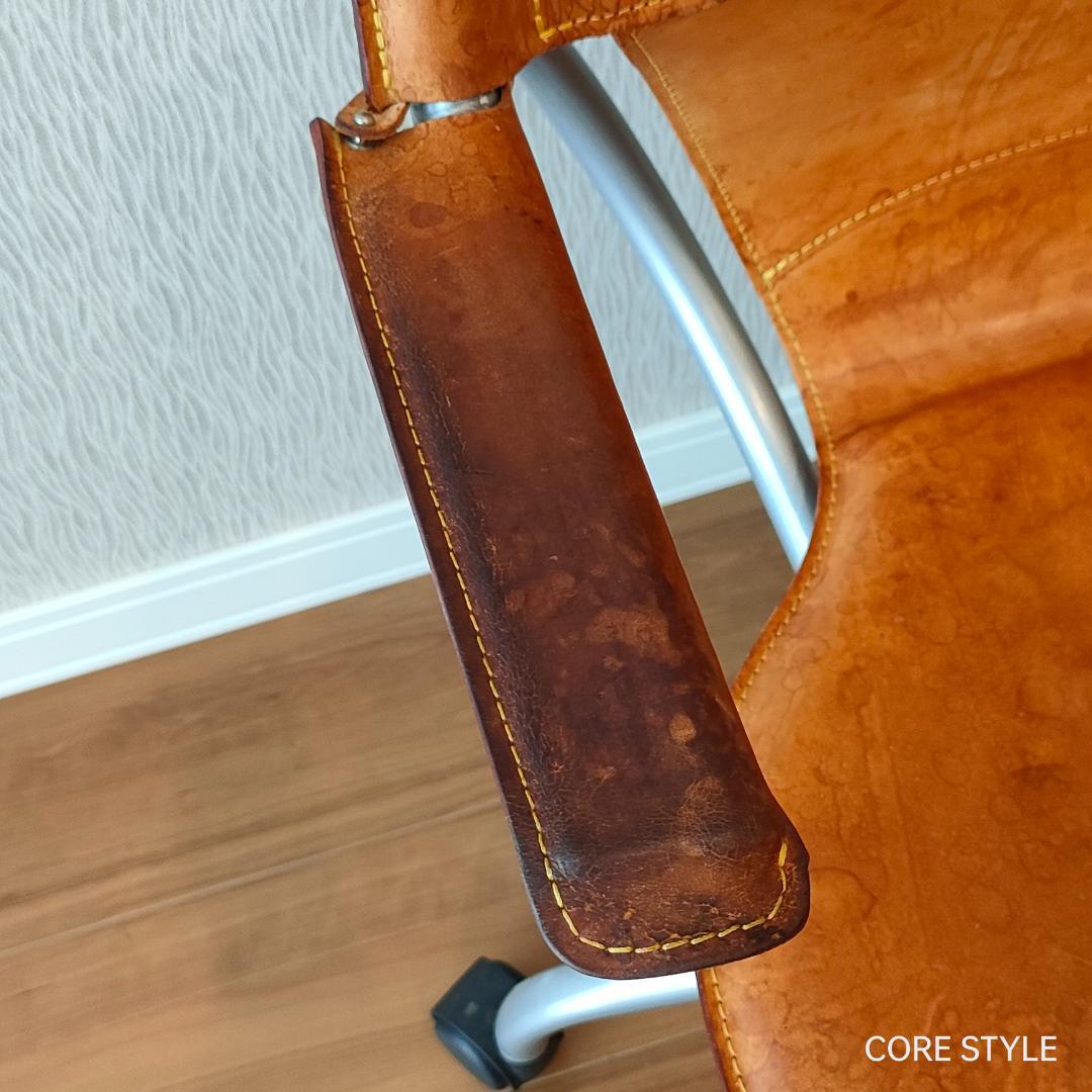 カリモク　デザインワークチェア　ヌメ革　回転式