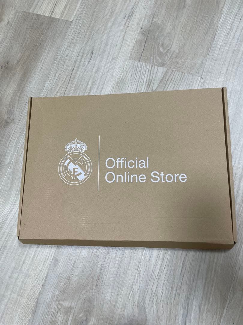 レアルマドリード　長袖　ユニフォーム　モドリッチ　記念　M