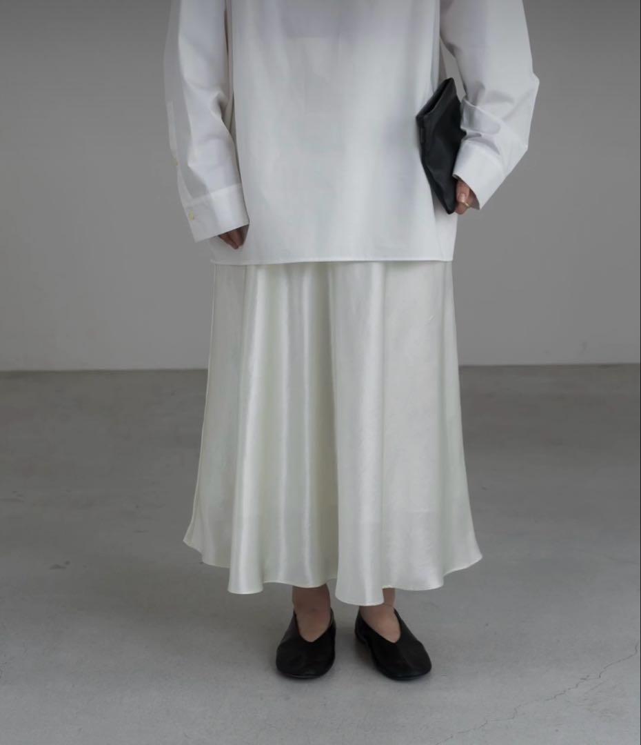 satin flare skirt digne ディニュ