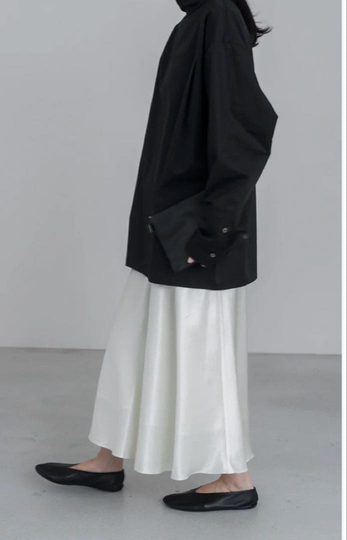 satin flare skirt digne ディニュ