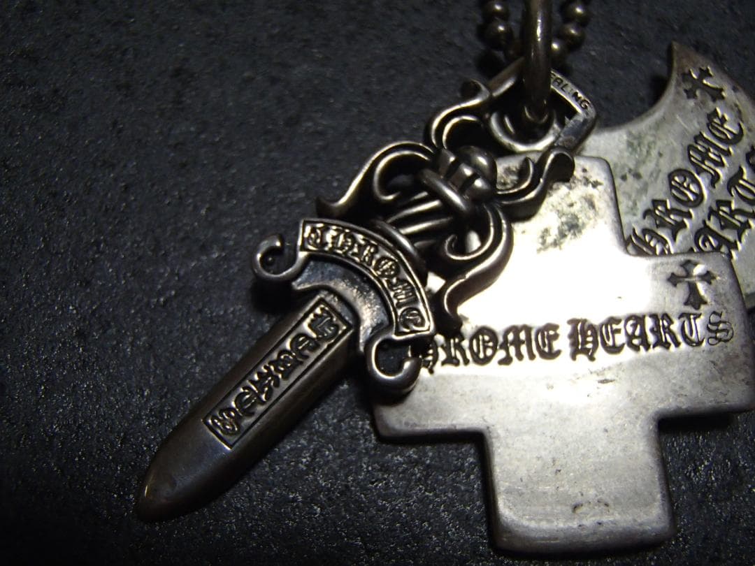 週末特別価格　チェーン Chrome Hearts トップシルバー