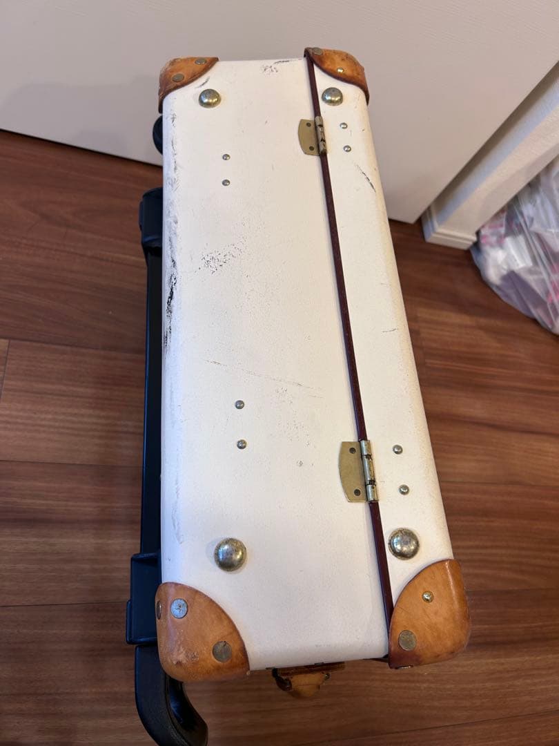 グローブトロッター　サファリ　キャリーケース　機内持ち込み可