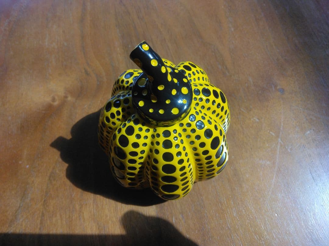 草間彌生 カボチャ型オブジェ