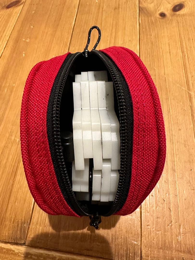 Bonbonero ボンボネロ 蓄光 グリーン ケース付き