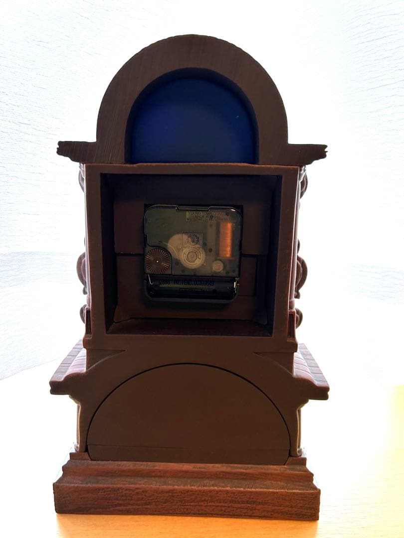 スタジオジブリ　耳をすませば　地球屋の古時計