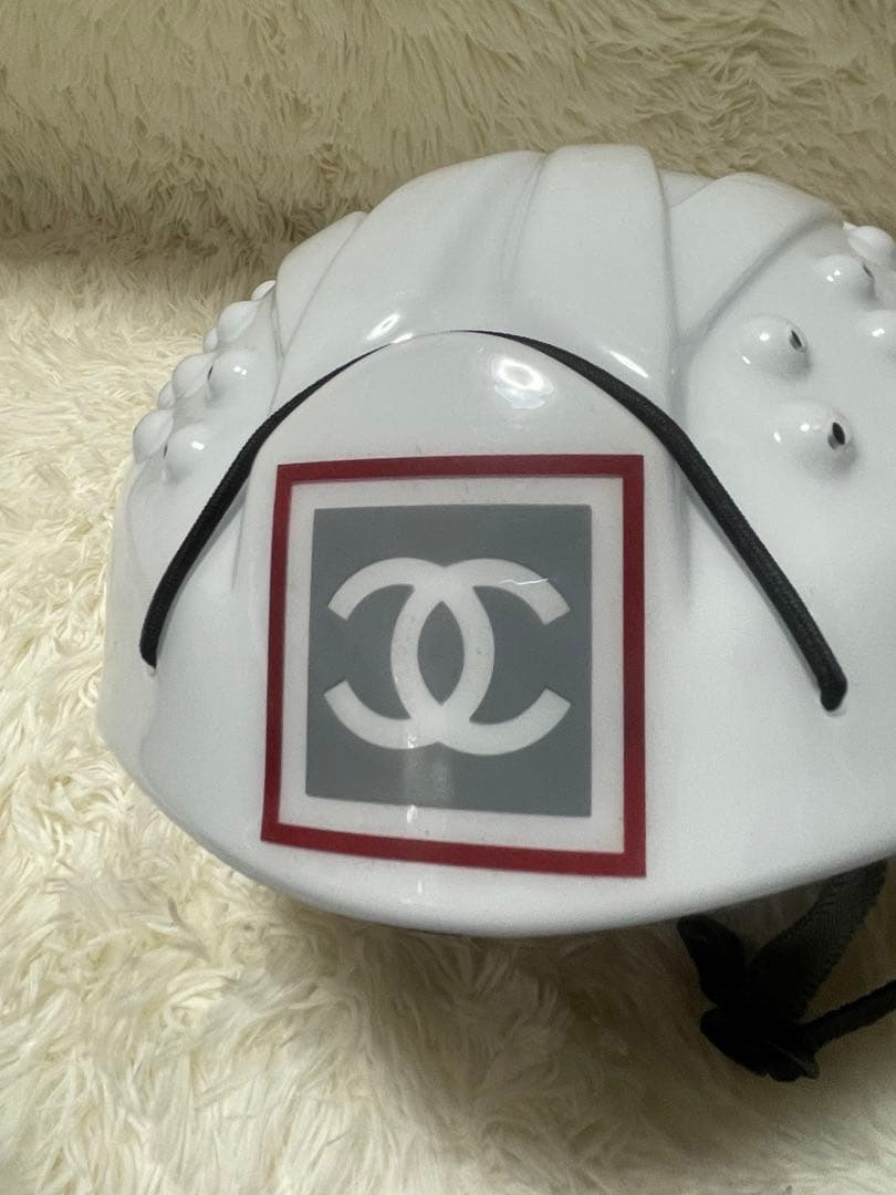 希少　CHANEL シャネル ヘルメット IDENTIFICATION 白