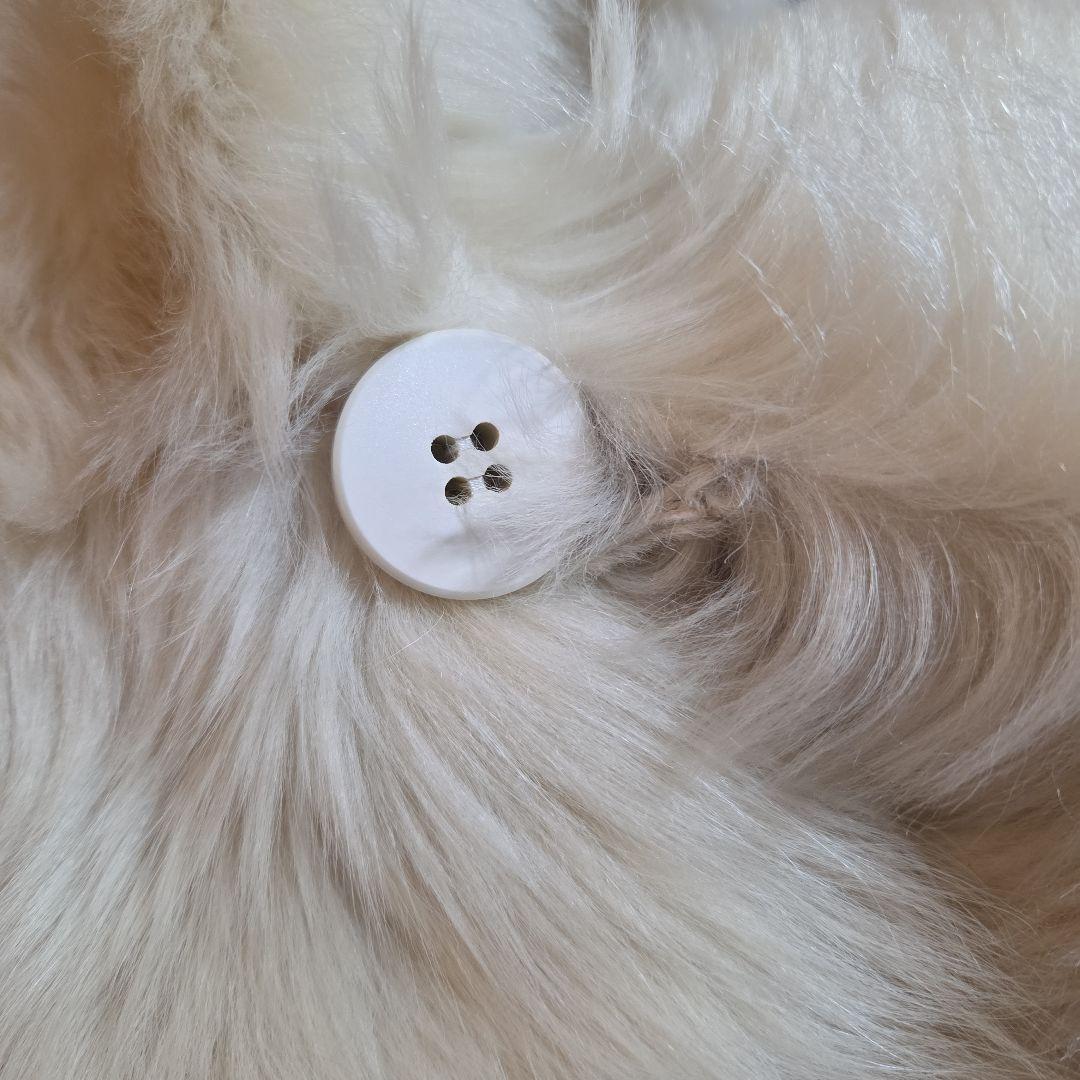 新品　カールドノヒュー　アイボリー ファーストール