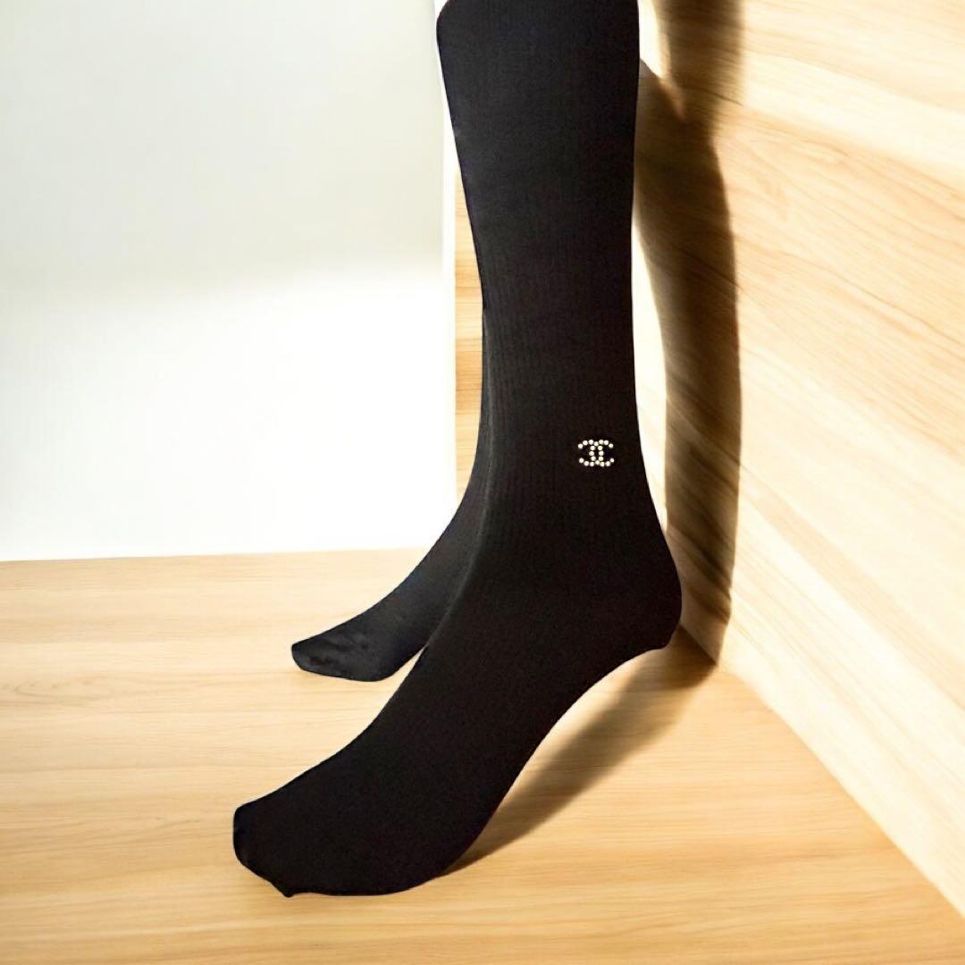 【CHANEL】シャネル CC ニーソックス　足のサイズ22〜23センチ