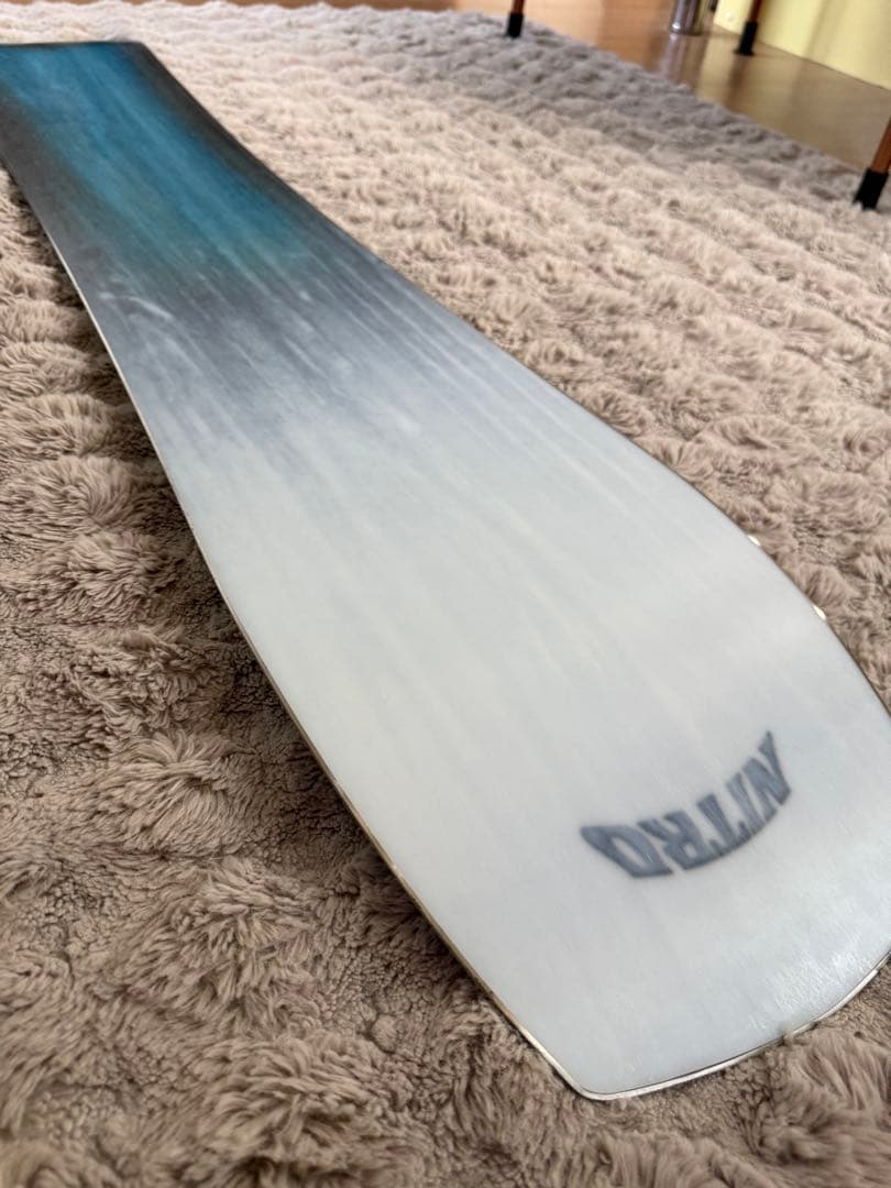 美品 NITRO SQUASH 23/24 159cm デッキガードフィルム付き